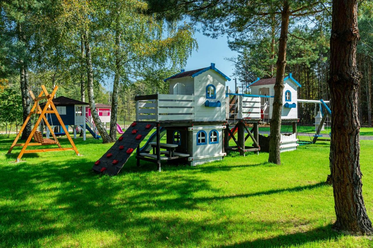 Lesna Osada Przy Suntago Park Hotel Krzyzowka  Exterior foto